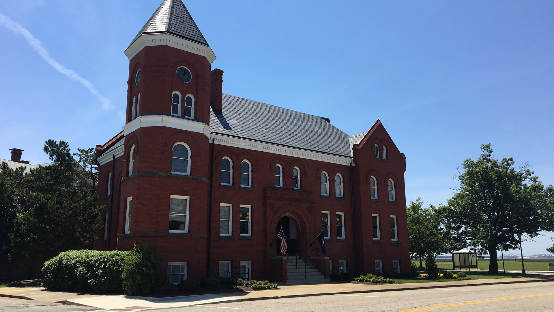 Things To Do At Fort Monroe Walking Tours, Beaches, Fishing